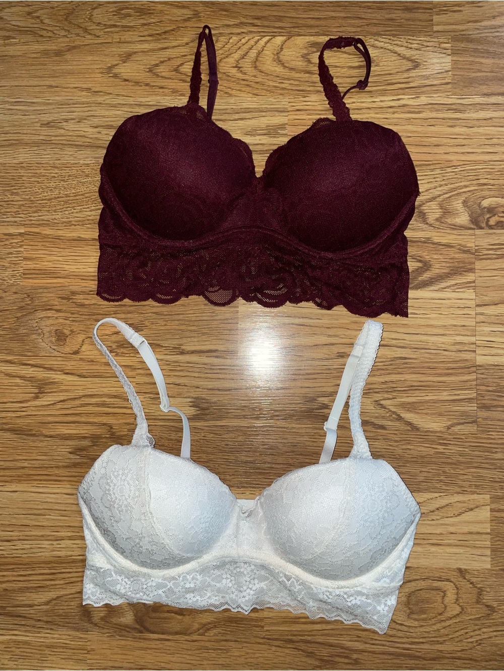 PINK Victoria’s Secret Lace Bralettes 2 Pieces Burgundy Cream Women’s Small EUC